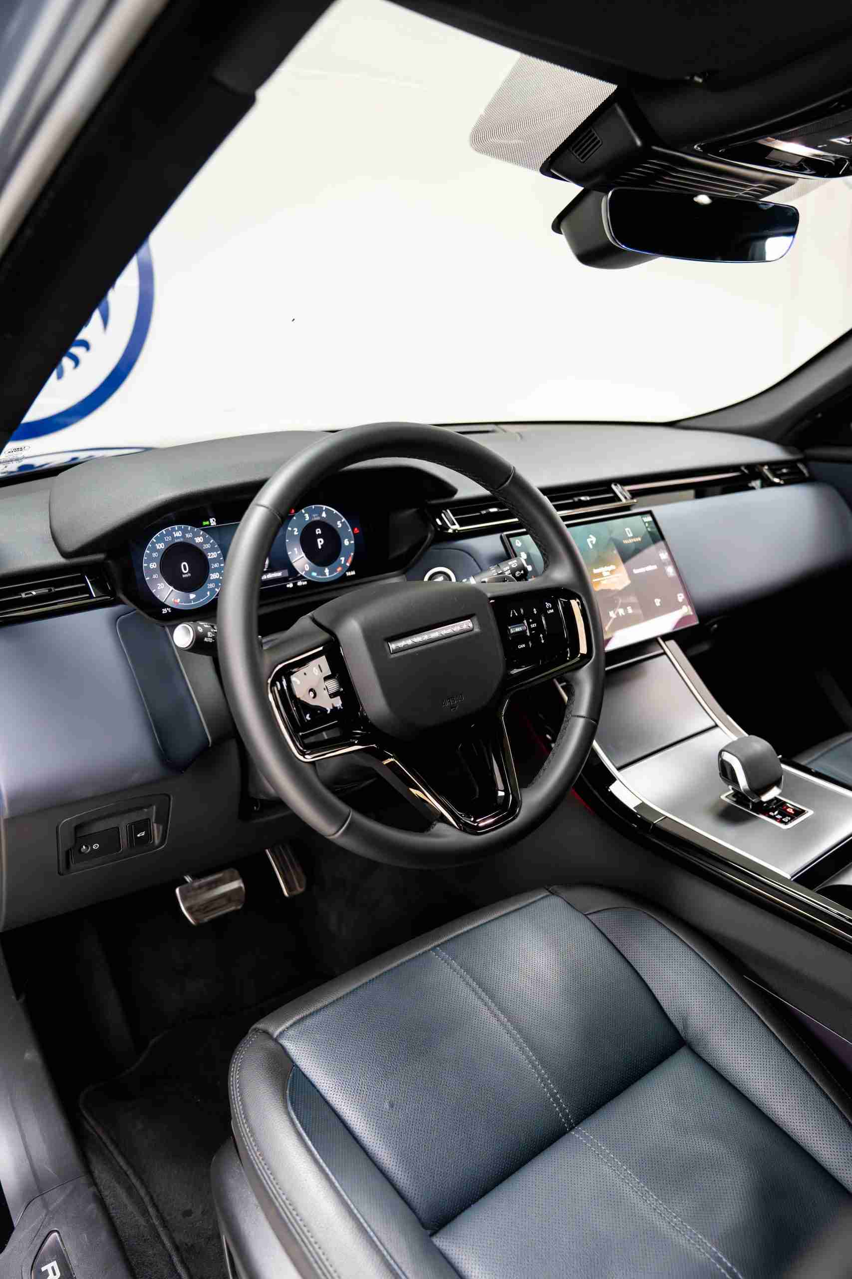 LAND ROVER VELAR 3.0L 2023 - Imagen 5