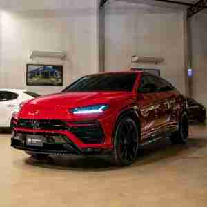LAMBORGHINI URUS 2023
