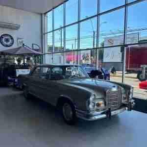 MERCEDES BENZ 220SE 1964